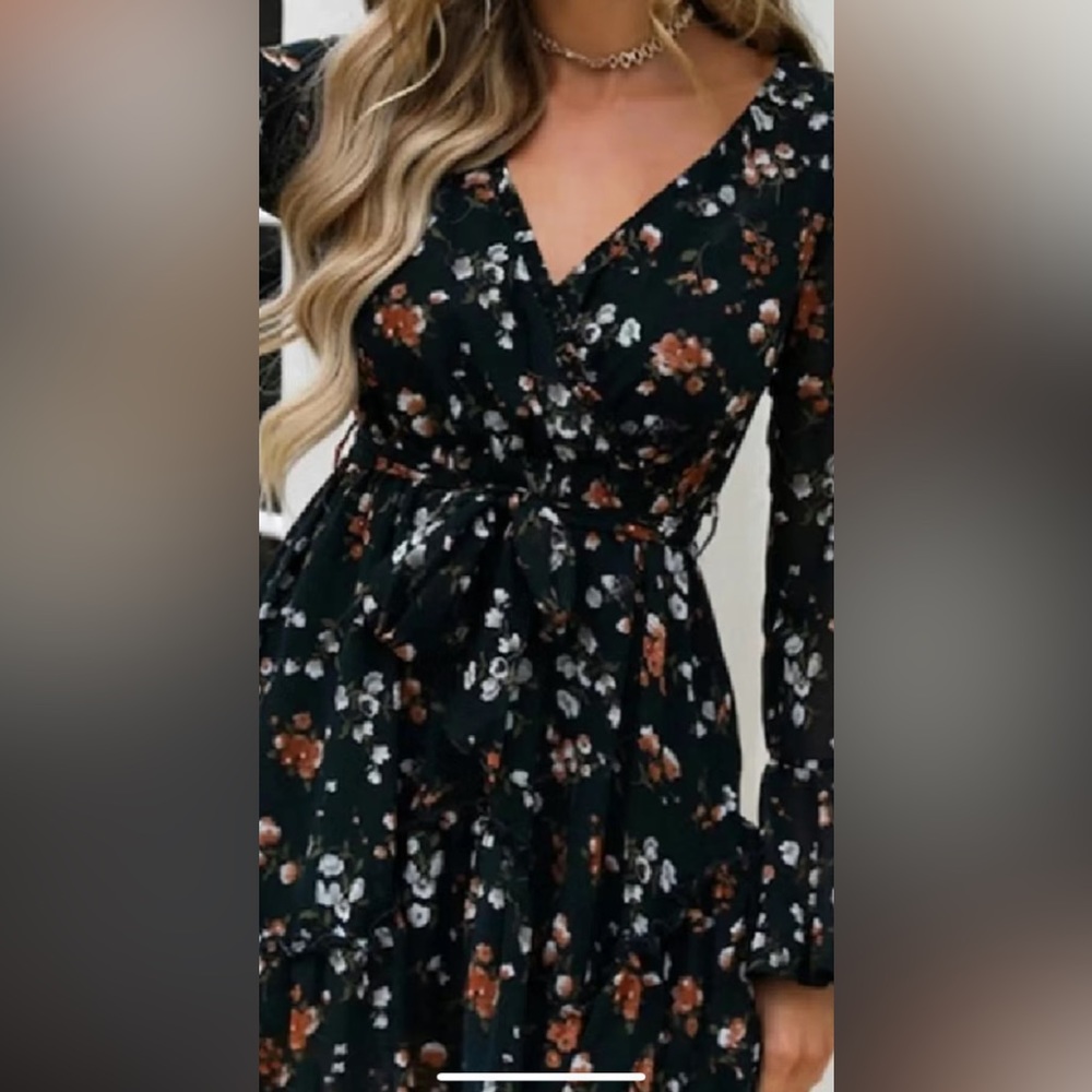 Casual floral, print V-neck mini dress